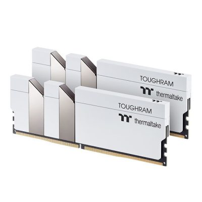 Thermaltake Toughram memóriamodul 16 GB 2 x 8 GB DDR4 4000 Mhz